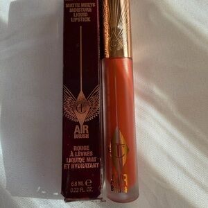 Charlotte Tilbury Airbrush Liquid Lipstick — flame blur